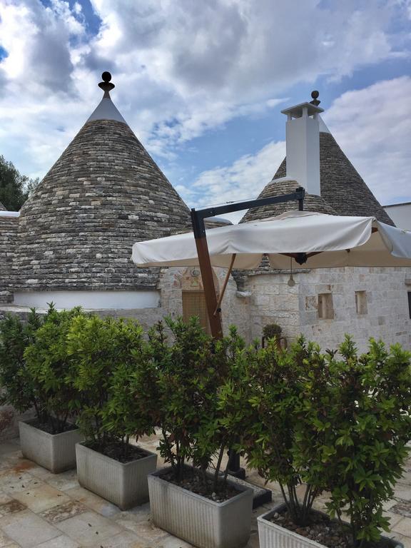 Gasthaus Trulli Di Pozzomasiello Locorotondo Exterior foto